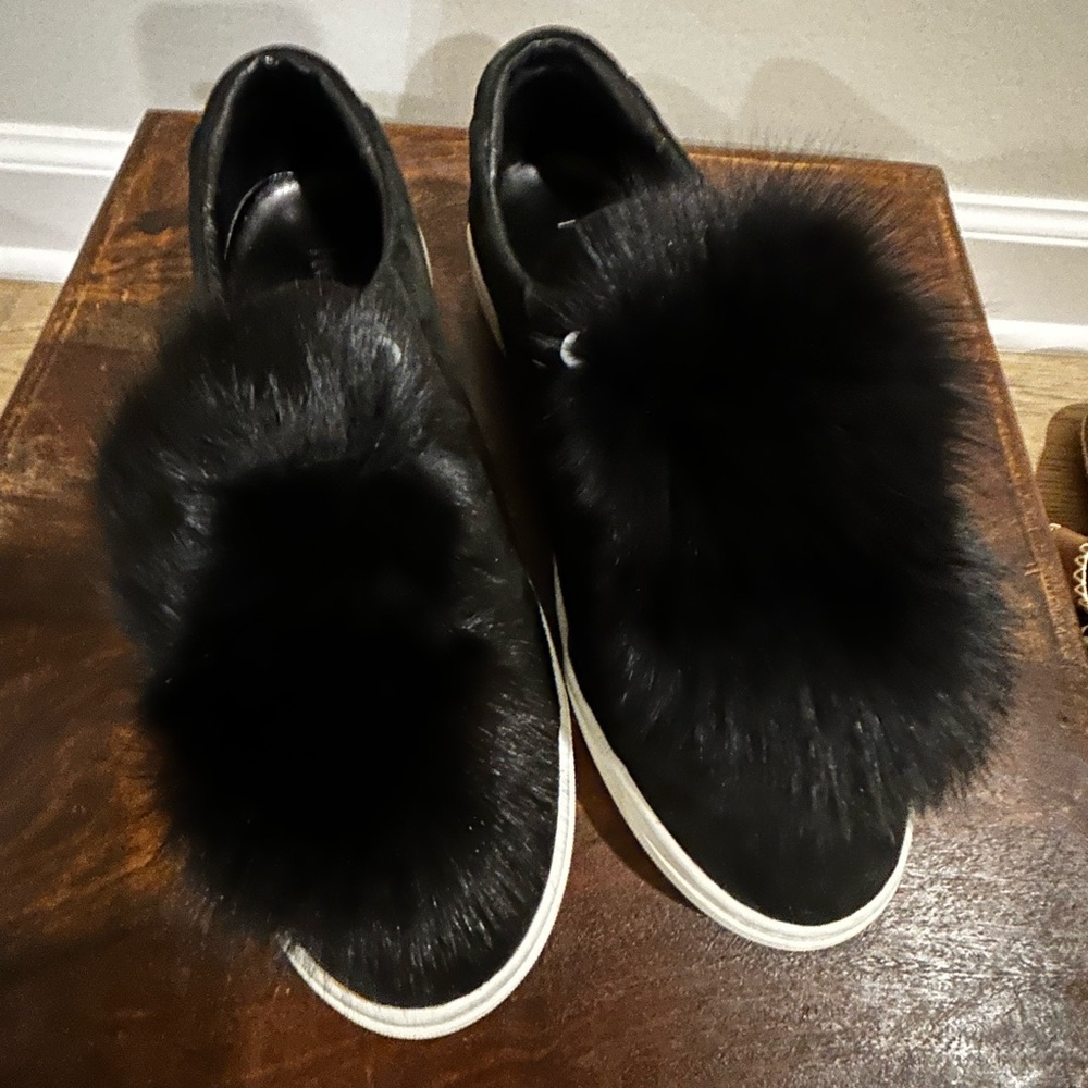 Here/Now PomPom Platform Sneaker